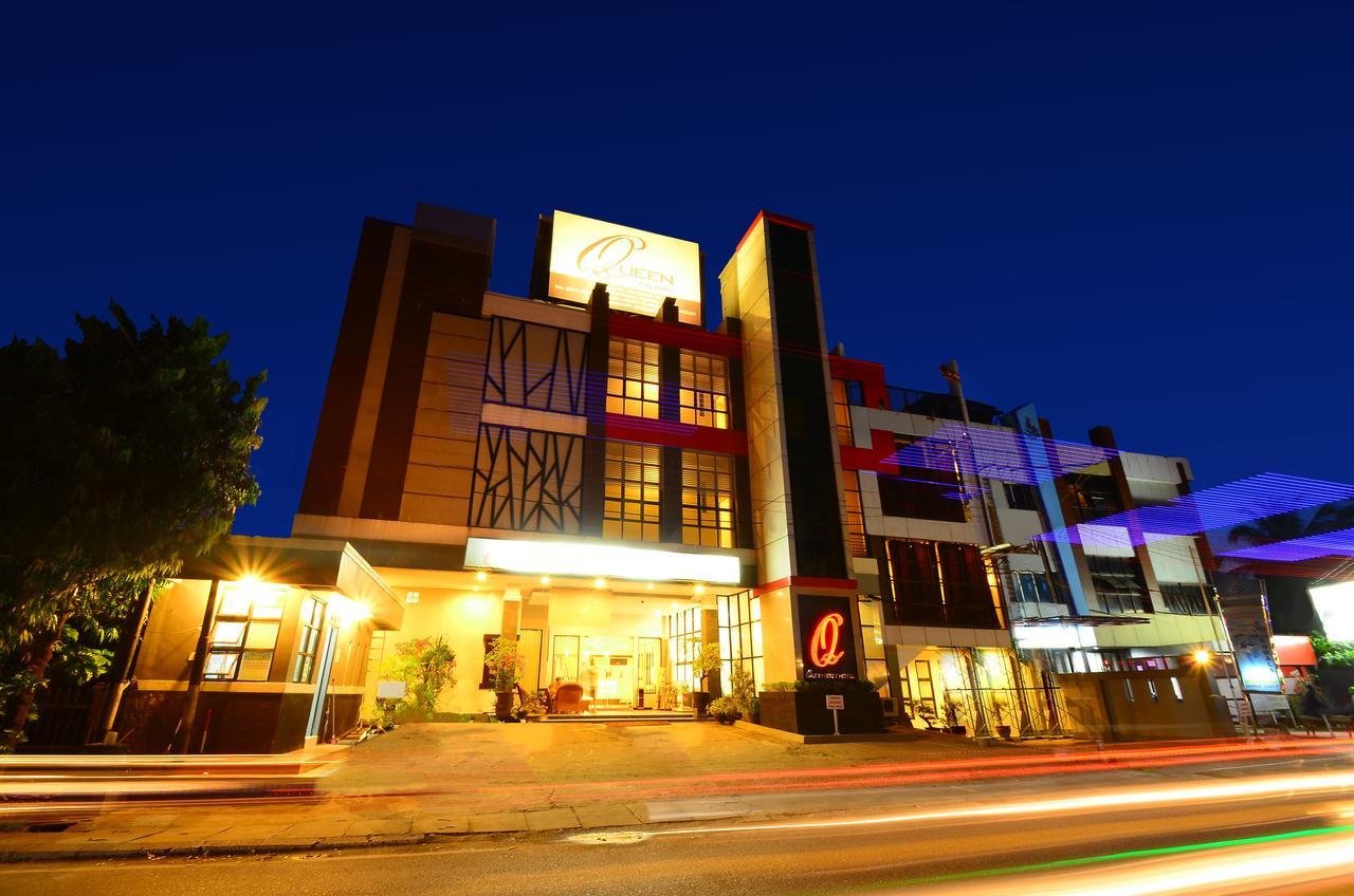 Queen City Hotel Banjarmasin Banjarmasin  Exteriör bild